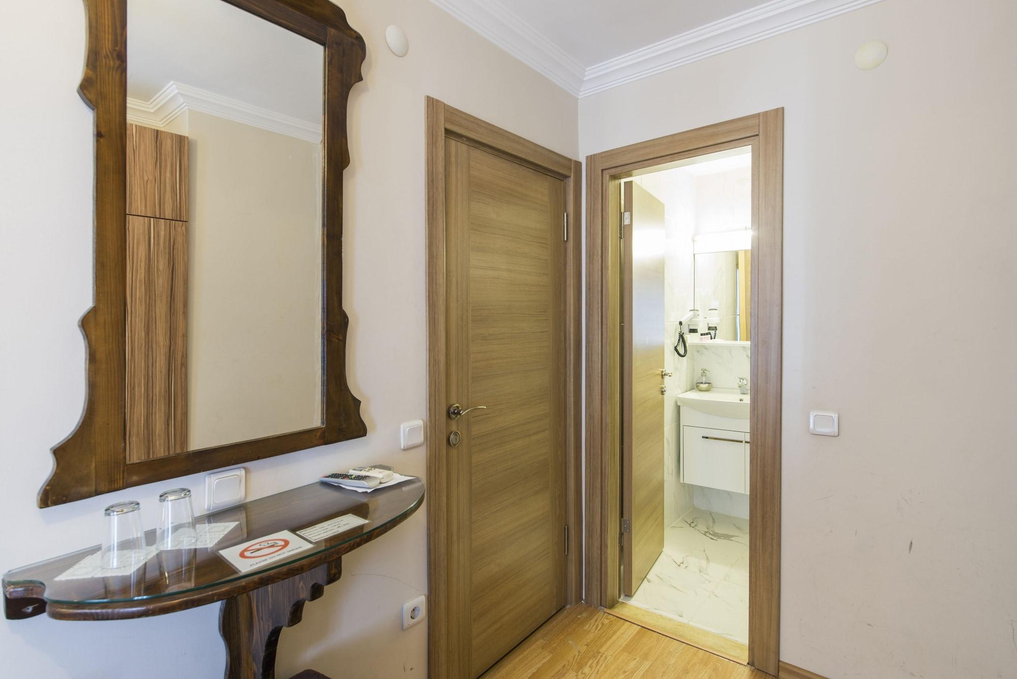 איסטמבול Naz Wooden House Inn מראה חיצוני תמונה