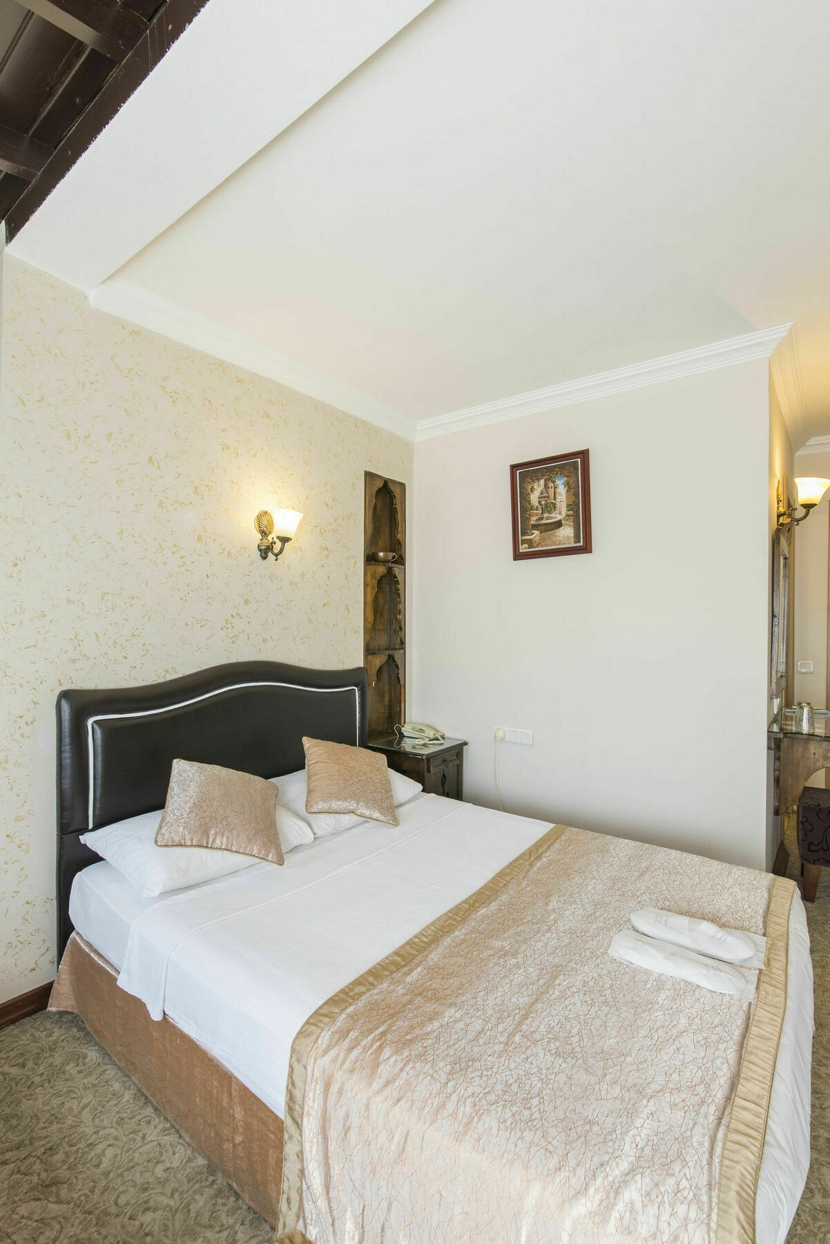 איסטמבול Naz Wooden House Inn מראה חיצוני תמונה