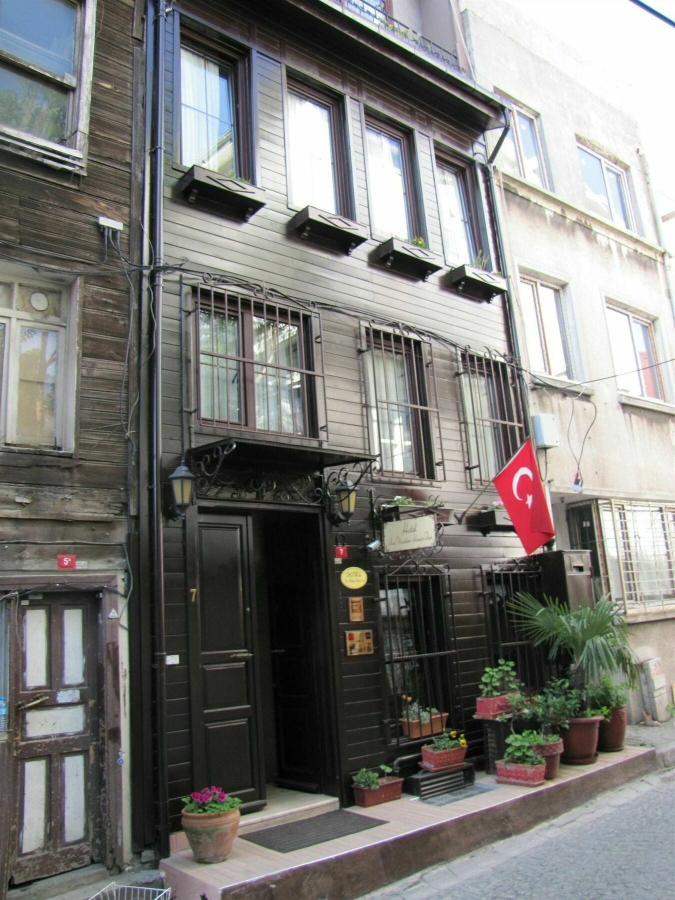 איסטמבול Naz Wooden House Inn מראה חיצוני תמונה